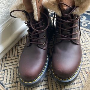 New in box Dr. Martens Kolbert wintergrip with fleece size 11 Womens